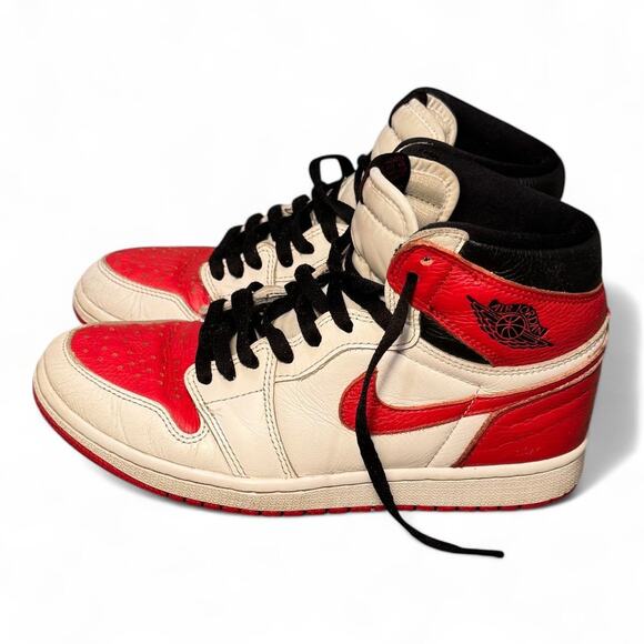 US 8 Air Jordan 1 Retro High OG “Heritage” – White/Red 2022 - Picture 3 of 8